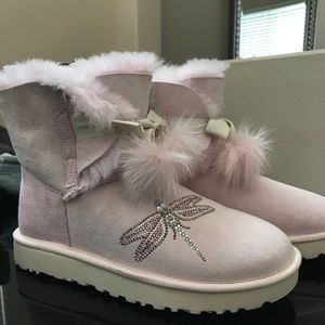 Pink ugg boots